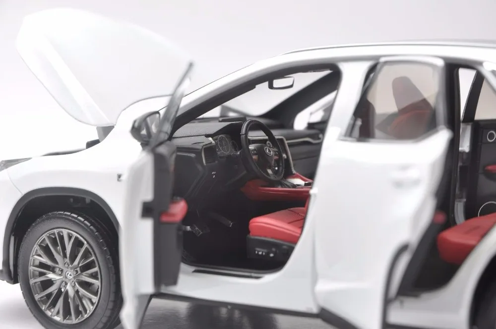 1:18 литая модель для Lexus RX 200t SUV игрушечный автомобиль миниатюрная Коллекция подарков RX200t RX200 Toyota