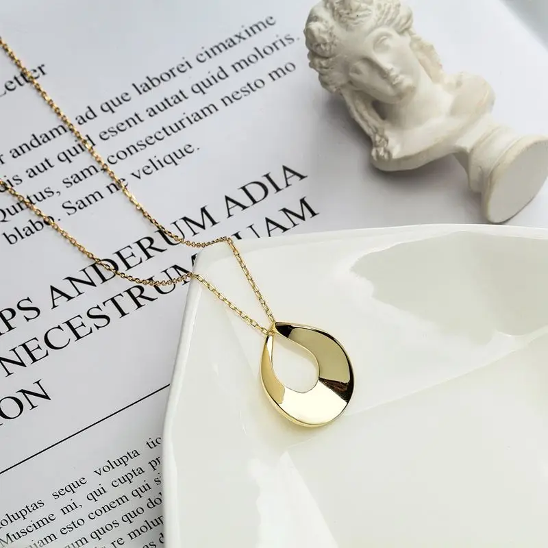 Серебряное глянцевое ожерелье серебра 925 пробы с блестками | Украшения и