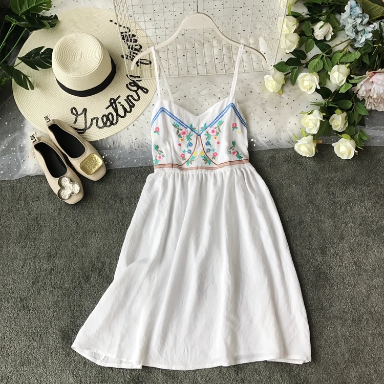 2019 Новое модное женское летнее платье милое пляжное стильное белое черное желтое