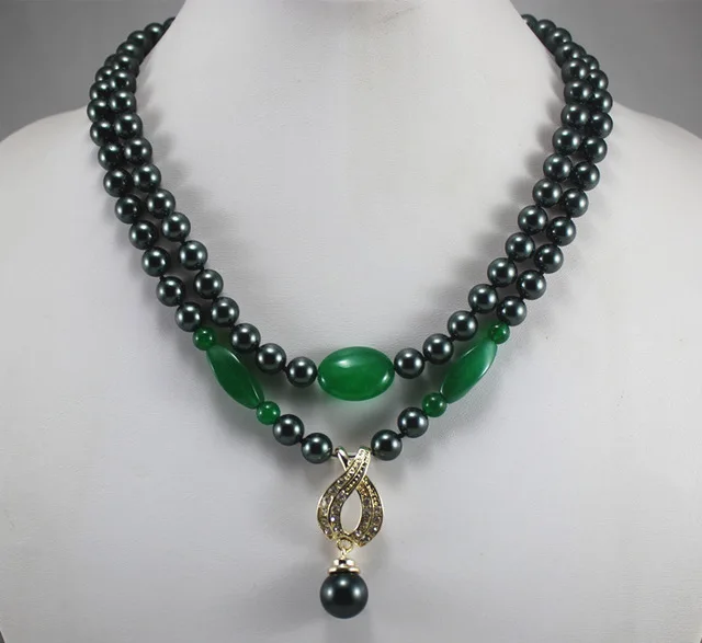 

2 rows 8mm black shell pearl mixed green jadeS necklace+14mm black pearl pendant
