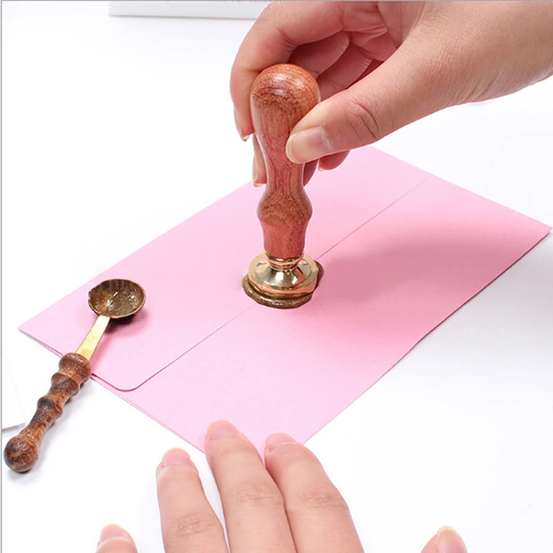 

1Pcs DIY Wax Spoon For Wax Melted Dissolve Seal Stamp Envelope Letter Craft Handle Spoon Kitchen Toys for Child Kids