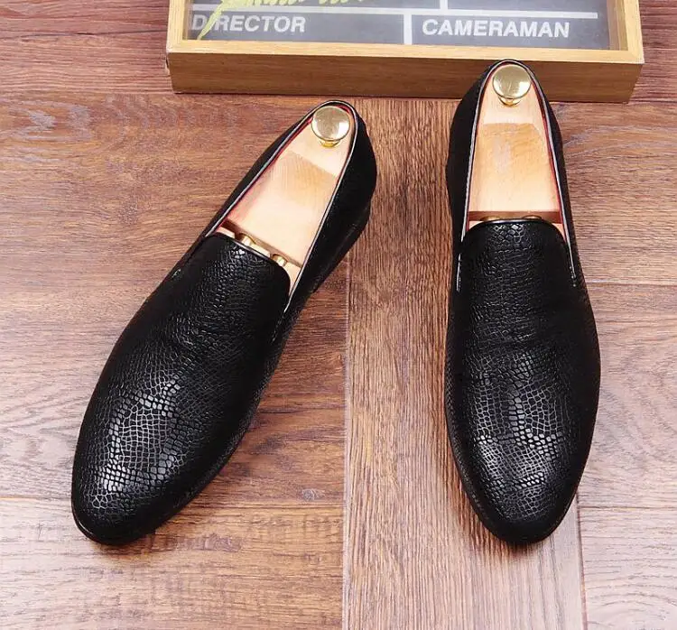 

Pointed Toes Men Dress Shoes Smart Casual Loafers Stone Pattern Increased within Shoes Summer Slip-On Driving Moccasin Gommino