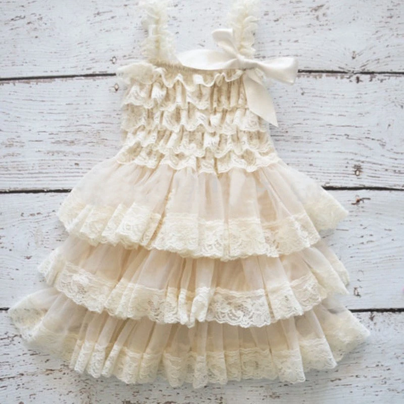 Кружевное платье для маленьких девочек летнее стильное пушистое без рукавов и с