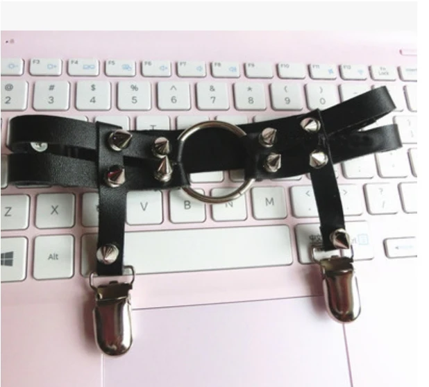 Black Bullet O ring Сексуальные ручная работа Харадзюку ноги подвязки искусственная кожа шипы шпильки Панк готика сердце круглая ножка ремень жгут кольцо - Цвет: Black Bullet O ring