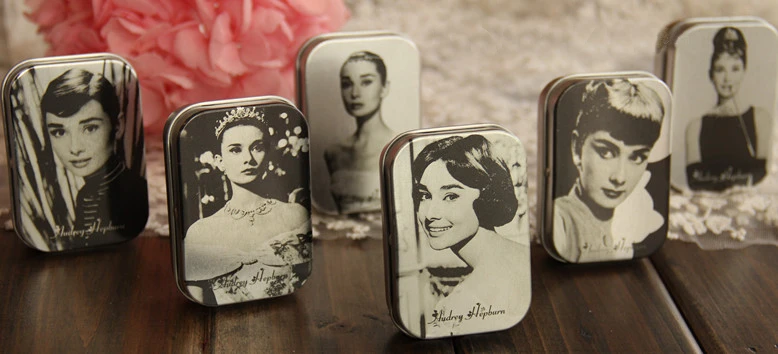 

Classic vintage Audrey Hepburn tin candy box metal box tin rectangle photography props novelty items