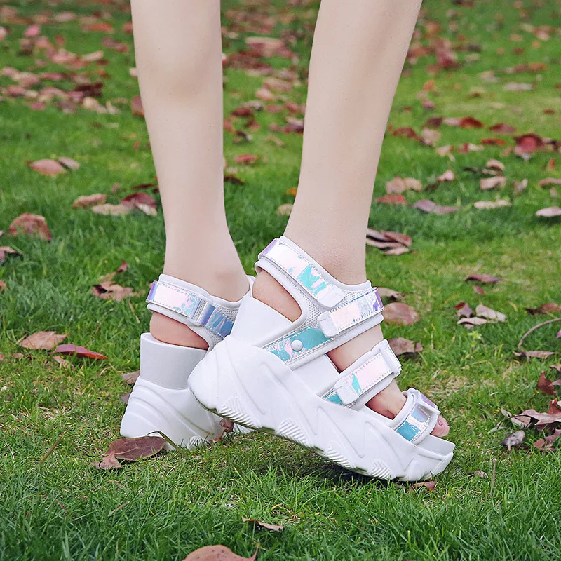 Новые женские тапки сандалии на высокой платформе 2019 г. Летние повседневные