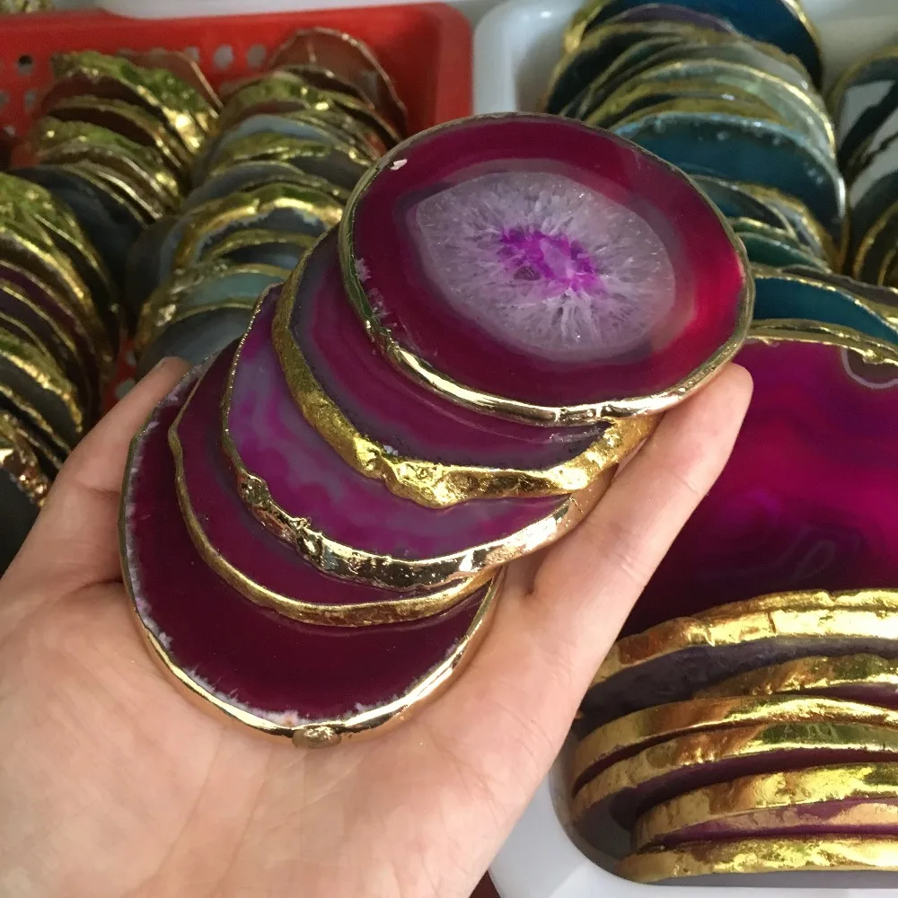 1 шт. натуральный агат Geode кусок изолированные подставки кристалл доска нефритовый Агат подставки с позолоченным кружевом минеральной отделкой