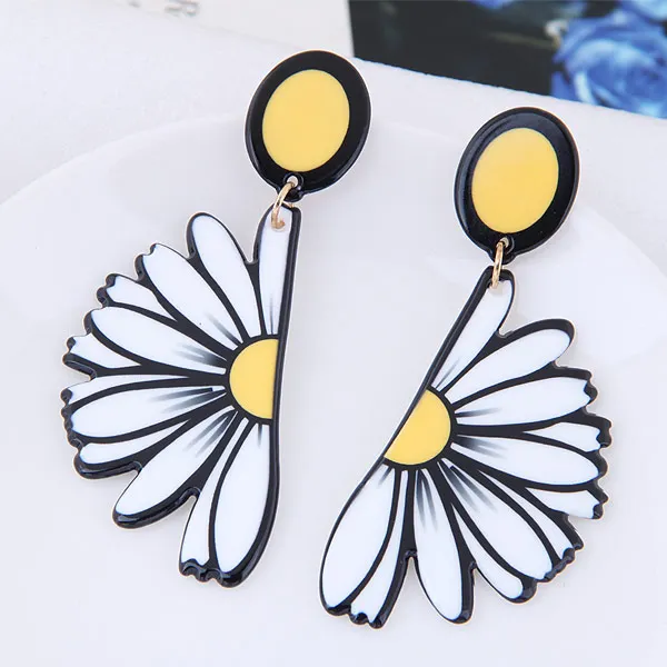 Модные аксессуары подвесные большие серьги в виде маргариток для женщин
