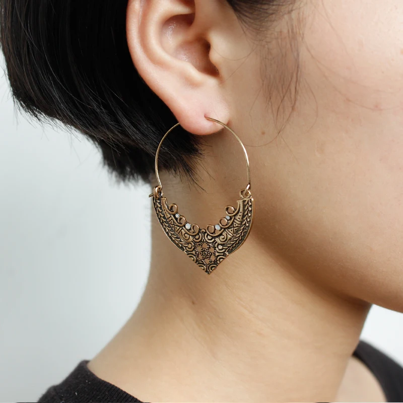 Этнические металлические R-образные серьги полые круглые Висячие для женщин