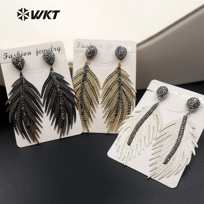 

RE047 WKT Elegant Brass Feather Drop Earring With High Quality Rhinestone Pave Earring For Women Wholesale Rhinestone Earring