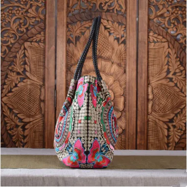 

New Fashion Embroidery Women Shopping bags!All-match Floral embroidered Shoulder&Handbags Versatile Vintage canvas Casual Totes