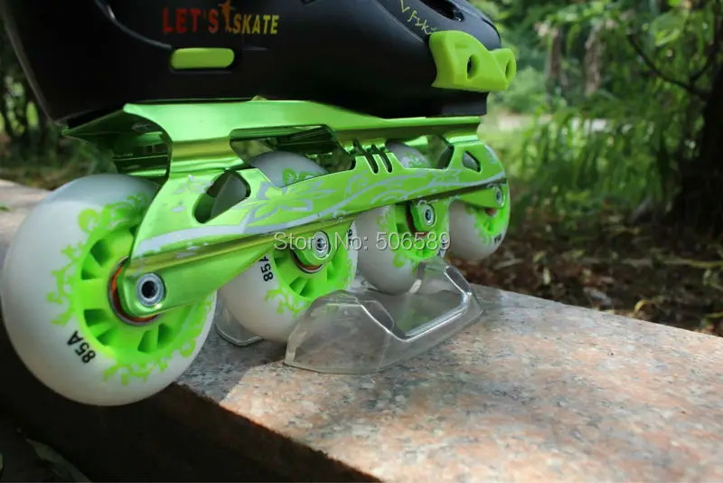 Бесплатная доставка роликовые коньки для взрослых 85A рама с ЧПУ зеленого и