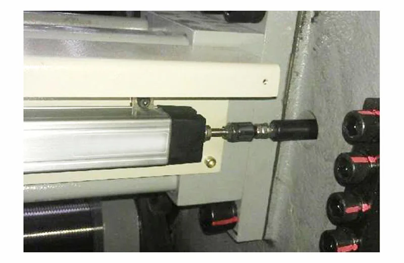 Электронная линейка для литья под давлением с датчиком линейного перемещения 100