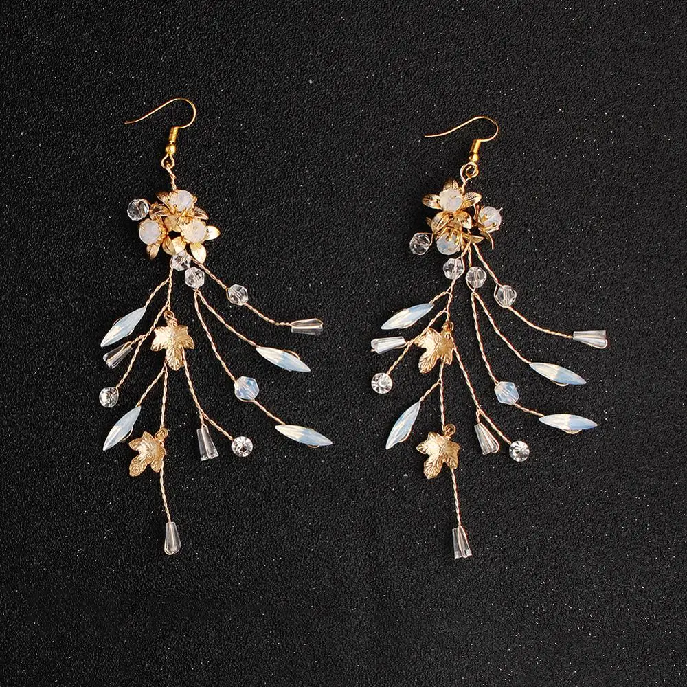 

2019 New Arrival Gold Color Rhinestone Drop Earrings Handmade Wedding Flowers Vintage Bridal Earrings for Ladies
