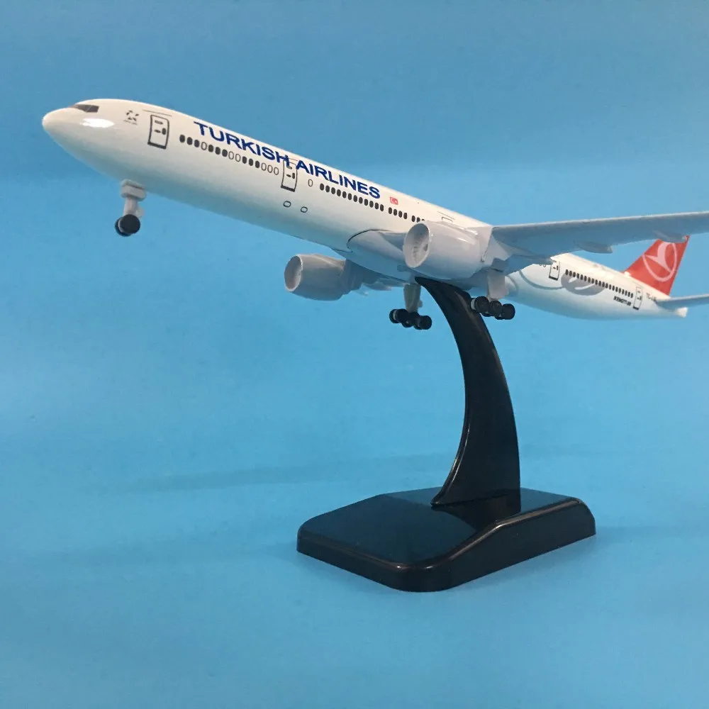 Модель самолета JASON TUTU модель турецкий Боинг B777 1:200 литая металлическая игрушка 20