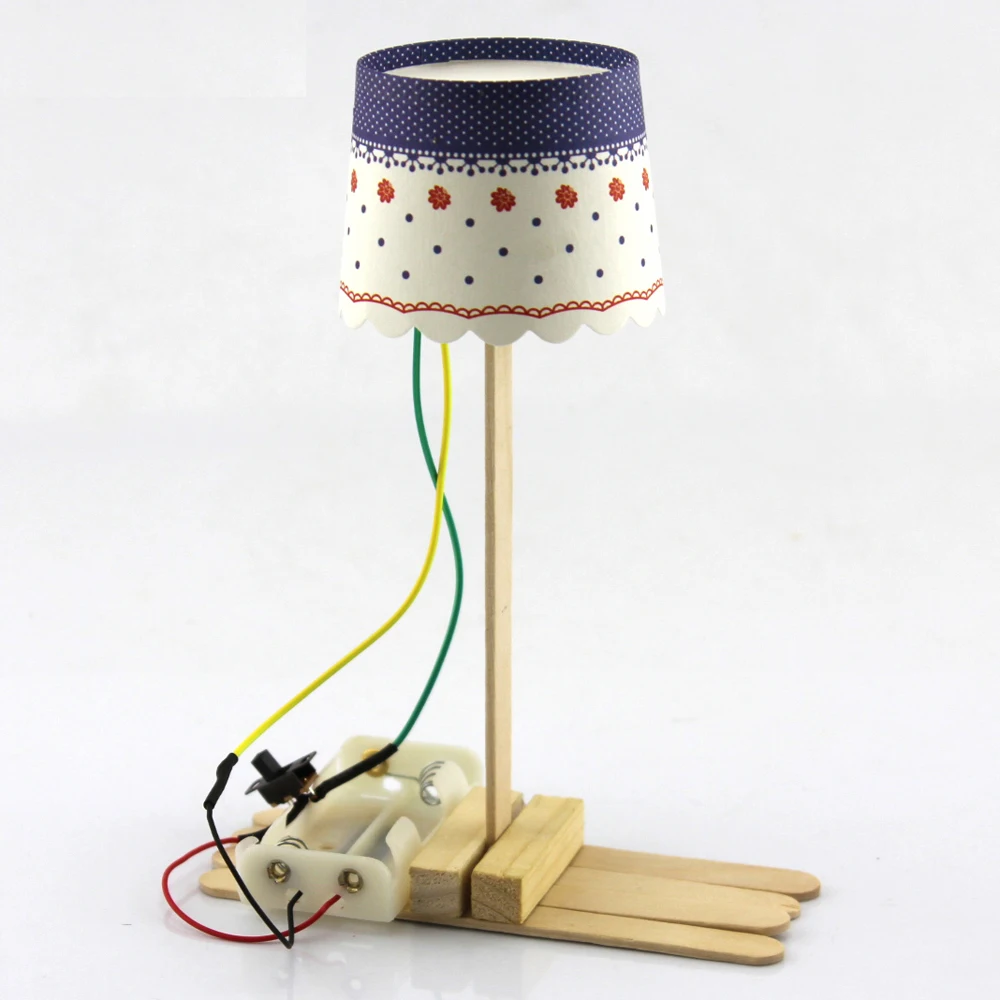 JMT DIY Assemble Model Lamp 10mm LED 3V 2 AA Battery Power Supply Physical Technology Small Invention Handmade Wood Toy |