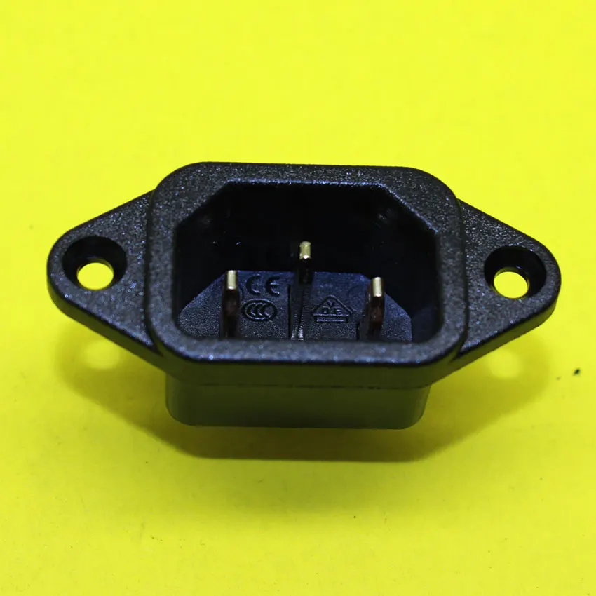 AD 004 IEC320 C14 мужской AC Мощность шнур на входе штепсельная розетка разъем 250 V 10A
