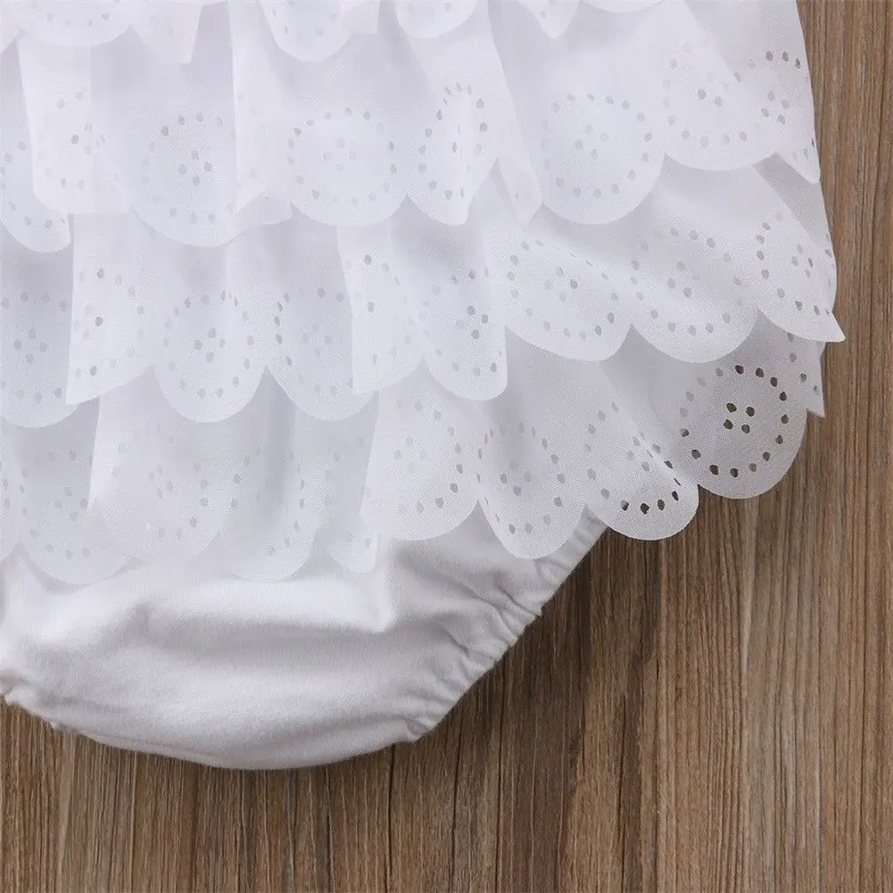 Летняя одежда для новорожденных девочек белый Хлопковый кружевной комбинезон
