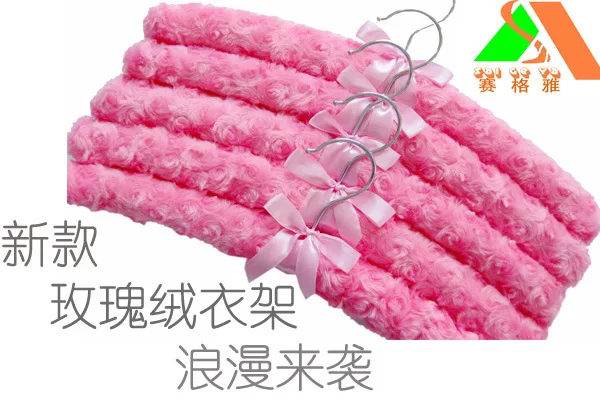 

Manufacturers supply foreign trade rose velvet coat hanger clothes hanger