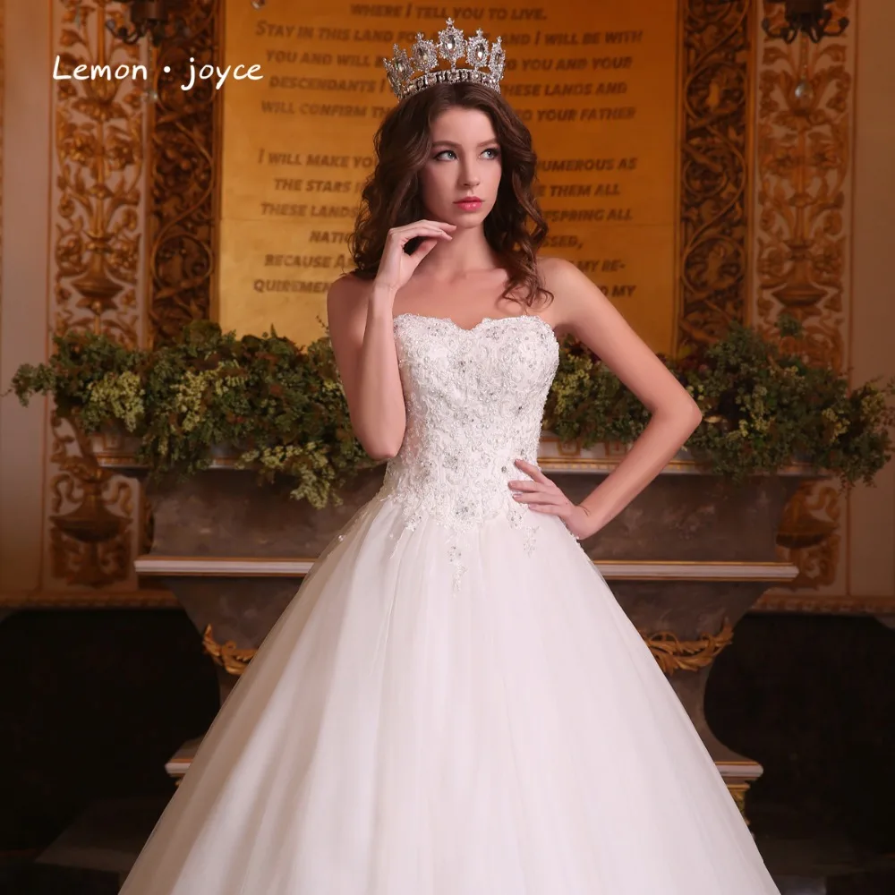 Роскошные свадебные платья 2020 новейшие Пышные бальные с аппликацией из бисера и