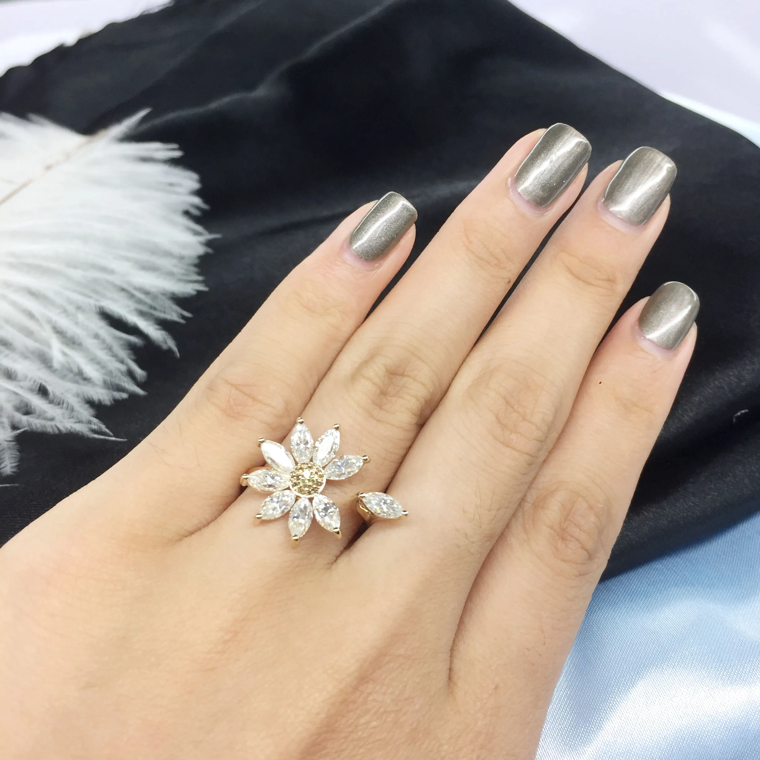 Au750 Solid 18K Yellow Gold 9pcs Moissanite Marquise Cut Engagement Ring Bridal Wedding Jewelry Dainty Female Finger | Украшения и