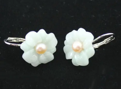 

Fashion Natural Light Green jade Flower Genuine Pink Pearl Leverback Hook Earrings