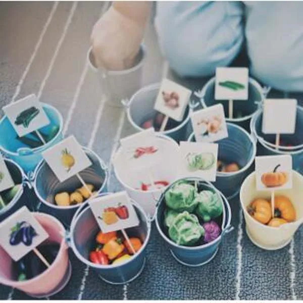 

20pcs/lot Cute Mini Pink/White/Silver Metal Bucket Candy Box For Wedding Baby Shower Party Supplies Favors Boxes Decor Buckets