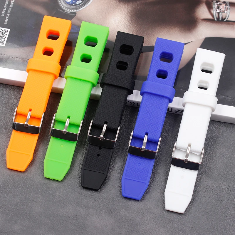 Soft silicone waterproof strap 20mm men and women sports casual flat rubber strap buckle accessories