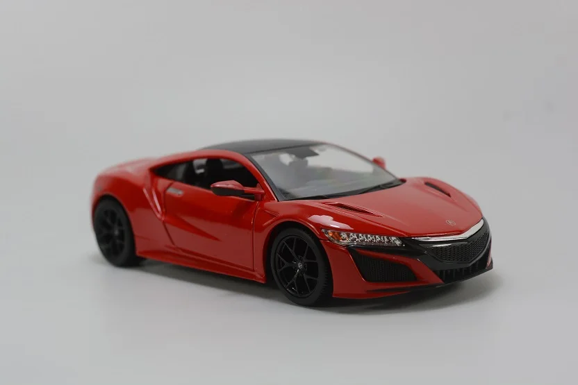 Гоночный автомобиль Maisto 1/24 Honda 2018 Acura NSX литая модель Новый в коробке|Наземный