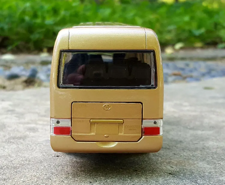 1:32 Масштаб литая под давлением металлическая модель автомобиля для TOYOTA Coaster Government affairs автобус Коллекция Модель автомобиля звук и светильник игрушки автомобиль