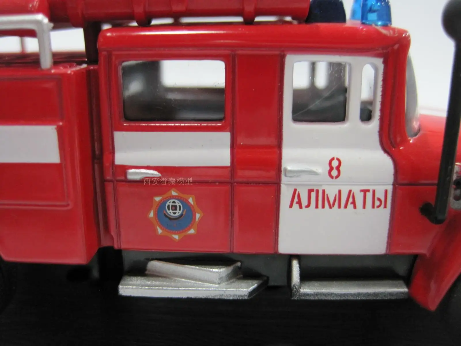 Амер 1/57 масштаб винтажный автомобиль 1964 ЗИЛ 130-431410 Kazakhstan пожарная машина литая металлическая модель автомобиля игрушка для подарка/коллекции