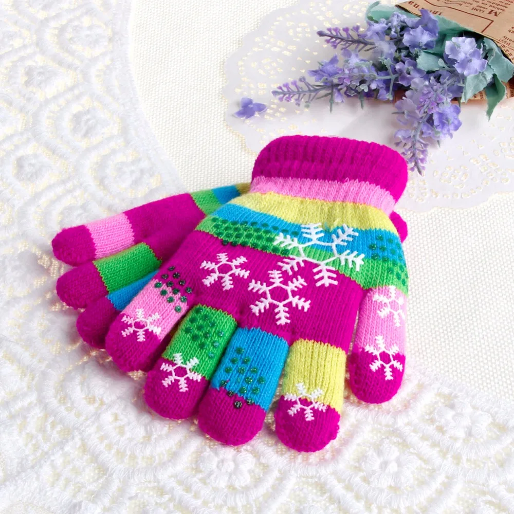 

NEW Autumn Winter Children Bi-layer Thickened Snow Print Colored Yarn Knit Gloves & Mittens
