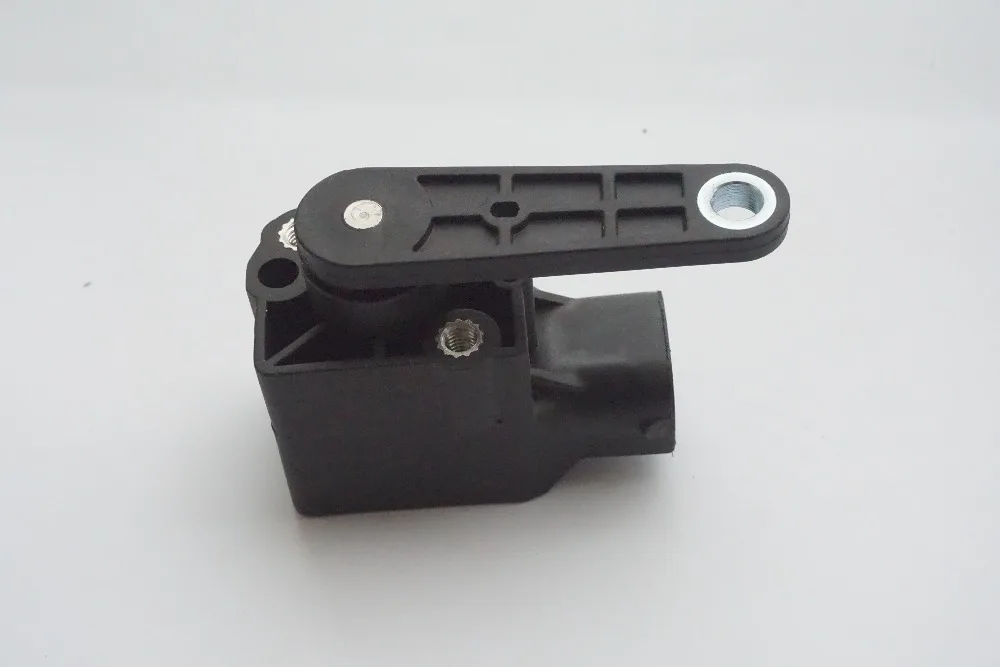 Передняя фара уровня высоты Сенсор 37141093697 37146784696 37141093699 для BMW E90 E91 E92 E93 E82 E88 E87 730i 735