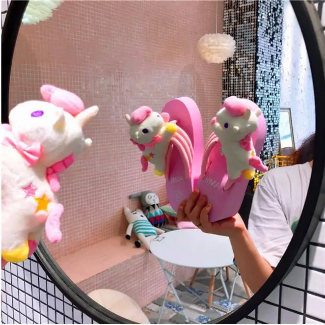 Женские шлепанцы с мультяшным животным сандалии на танкетке удобная пляжная