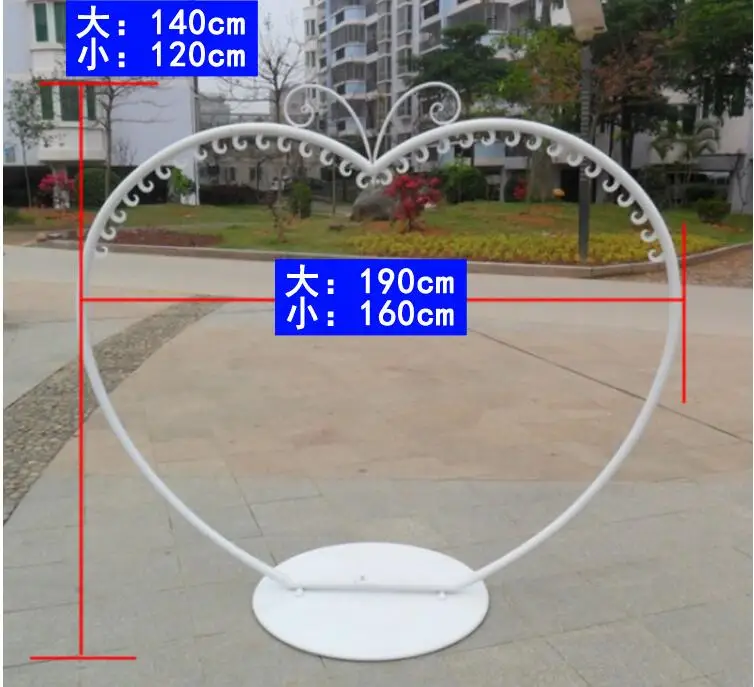 

Med semicircle, heart-shaped hanger women's clothing display stand