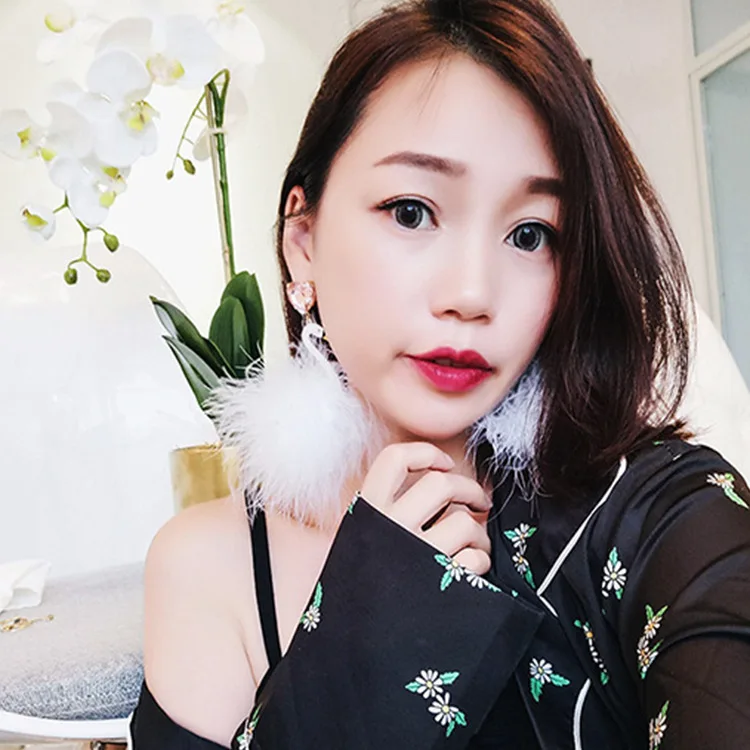 2017 Новая мода ювелирный бренд сердце Кристалл Длинные серьги Ретро Белый шерсть