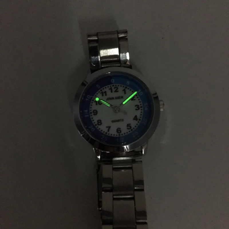 Женские часы с мультяшным рисунком серебристые кварцевые аналоговые светящиеся