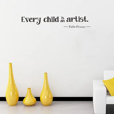 Каждый ребенок художник на английском языке Пикассо письмо наклейки стену с