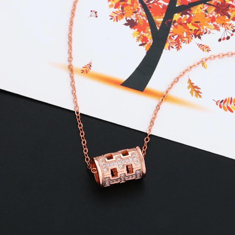 Женское ожерелье из розового золота с кубическим цирконием OCERIO кулоном 585 пробы