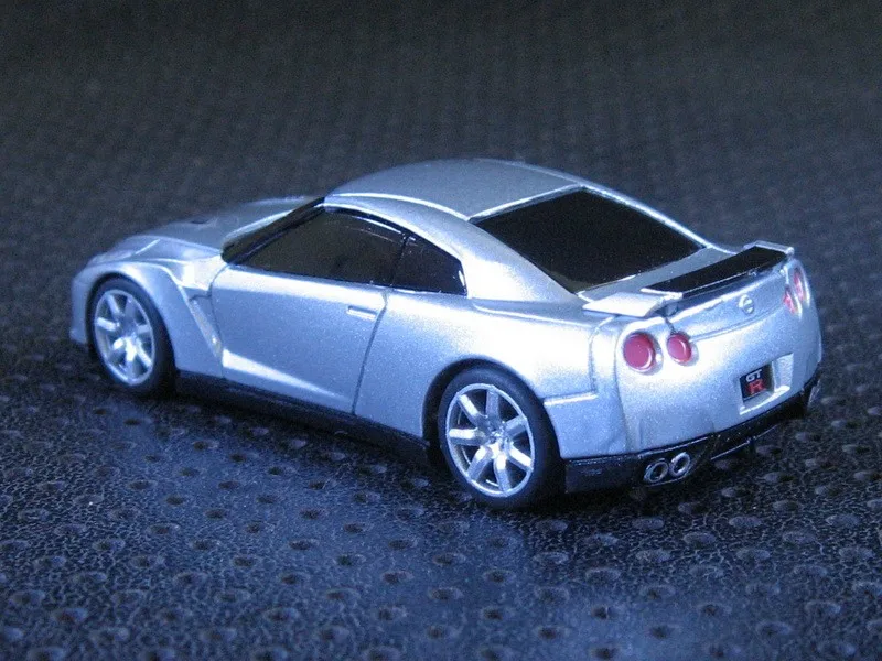 Кио sho OEM Nissan Skyline GTR R-35 1: 64 сплав автомобиля игрушки для детей Детские игрушки подарок оптом