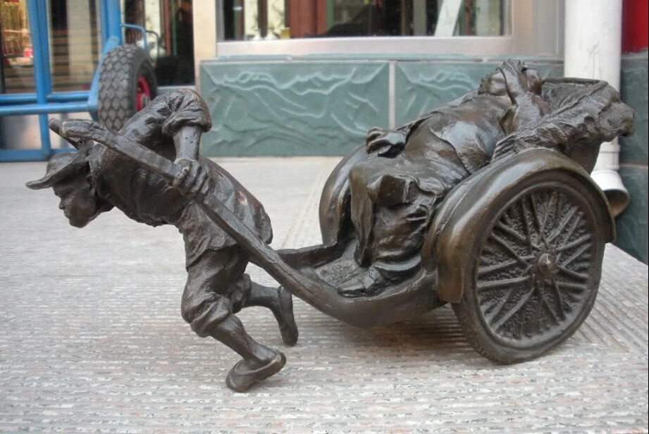 Бесплатная Чистая Бронзовая Художественная Скульптура людей быстро тянет босса