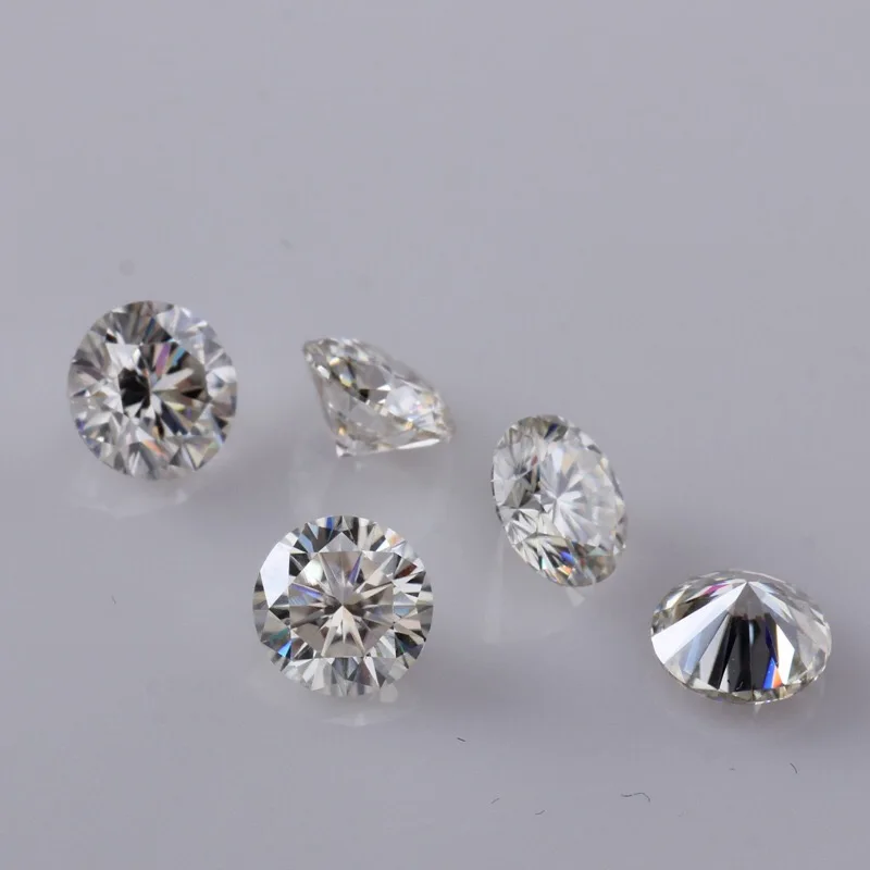 

Top Quality EF Color Round Brilliant Cut 5mm 0.5ct Loose Moissanites stone