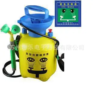 

Portable eye washing device for 3L inspection plant