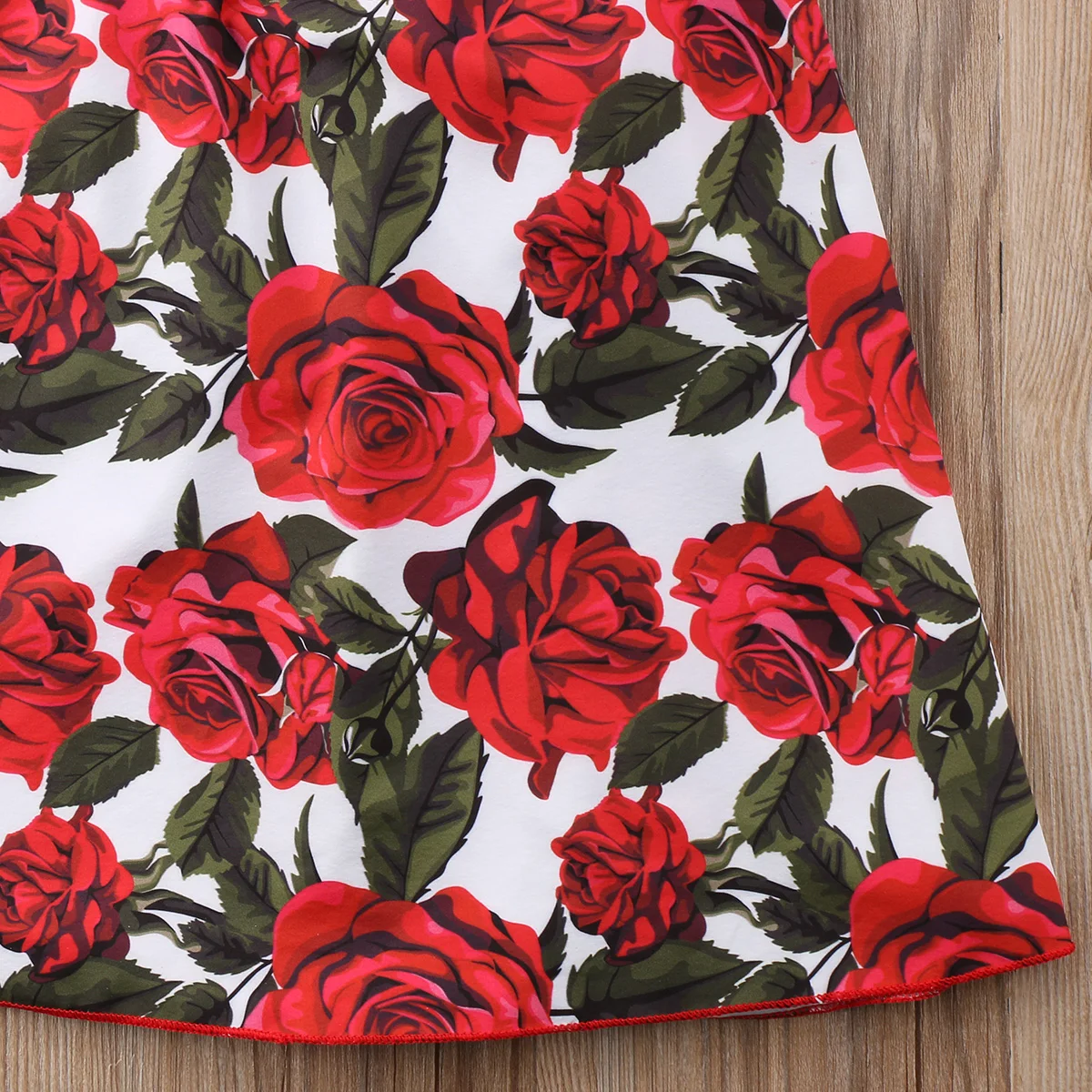 Повседневное платье с цветочным принтом и круглым вырезом для маленьких девочек