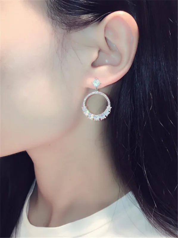 Charmwin новые серебряные серьги с иглой для женщин, модные серьги с кубическим цирконием, круглые Висячие серьги для женщин
