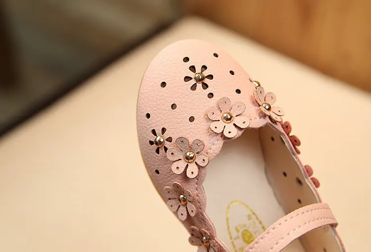 

New Girls Princess Children's Shoes Spring Autumn Shoes Fashion Soft Bottom Scoop Baby Girl Single Shoes A576
