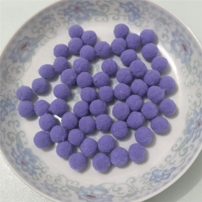 Purple 50 шт 15 мм цветные круглые фетровые шары, помпоны для самодельных девушек, вечерние принадлежности для комнаты, свадебные украшения, фетровые шары, аксессуары - Цвет: Purple