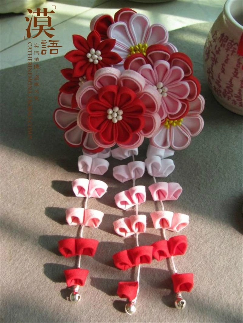 

Japanese Beauty Cloth Flowers Headdress Kimono Tessel Yukata Bridal Tiara Wedding Headwear Hairpin