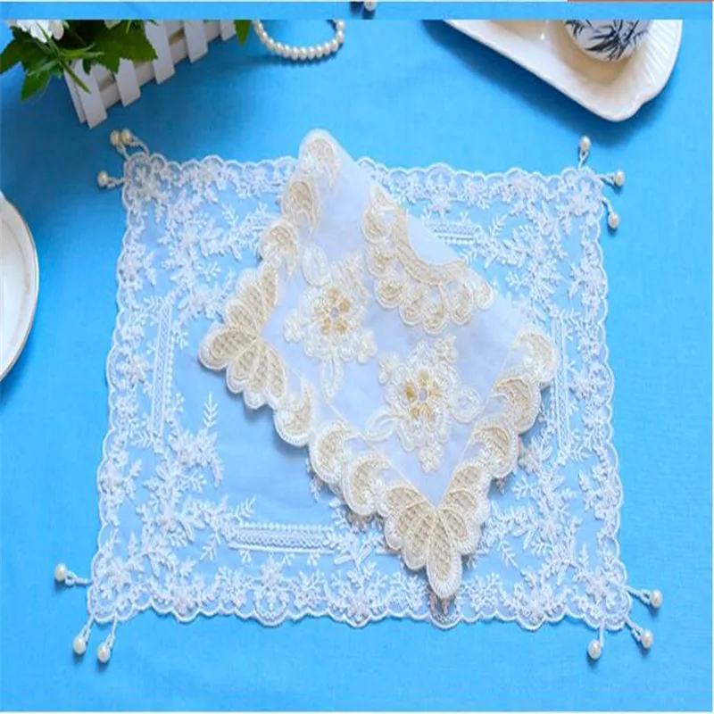 Бесплатная доставка случайной элегантности вышивка 24x34 см скатерть чашка коврик покрытие салфетка Свадебная вечеринка Рождественский подарок прямоугольное кружево