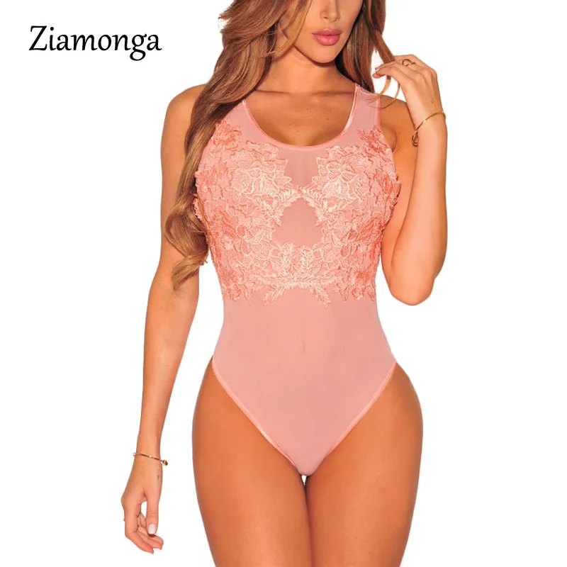 Женский комбинезон с открытой спиной черный облегающий леопардовым принтом